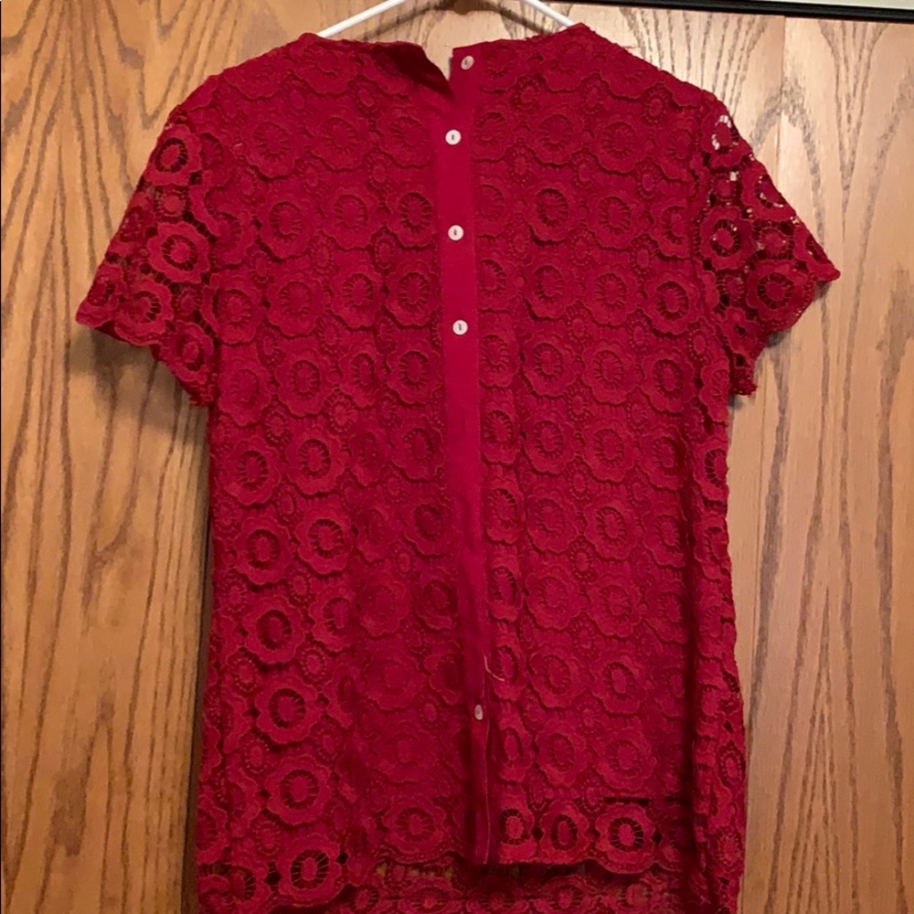 Red lace - Picture 2 of 2